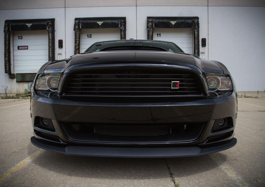  Ford Mustang RS by Roush 2012 года  (фото 12 из 32)